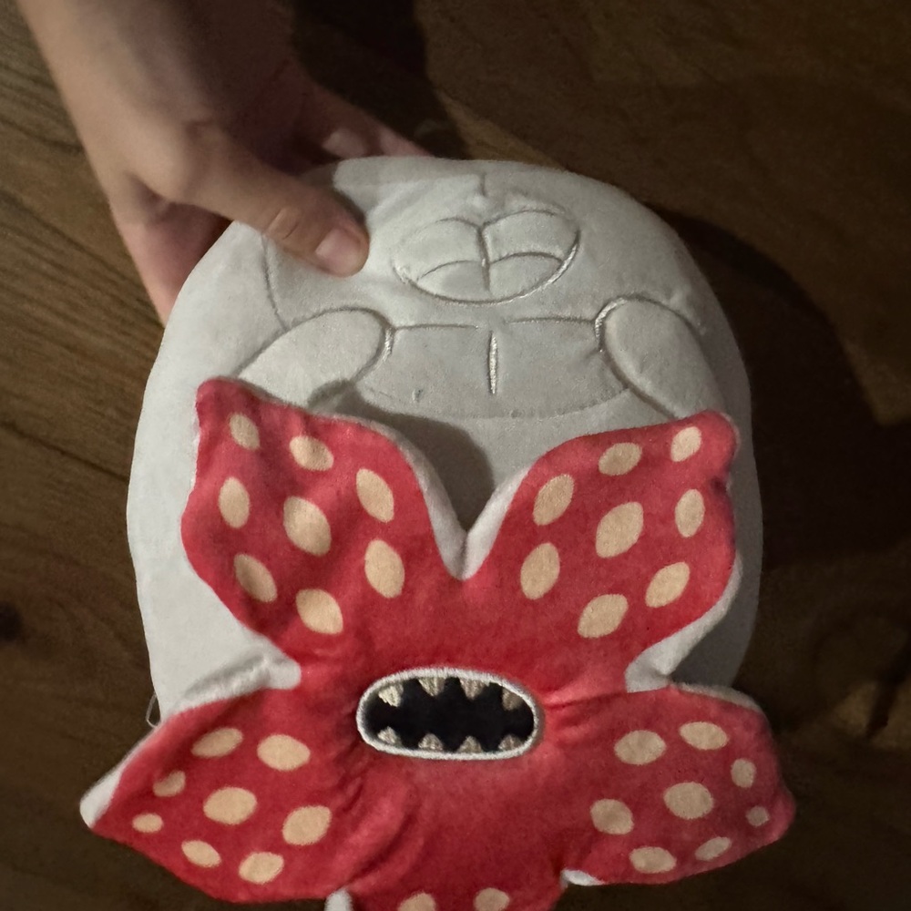 Stranger Things Squishmallow, Plush Toy